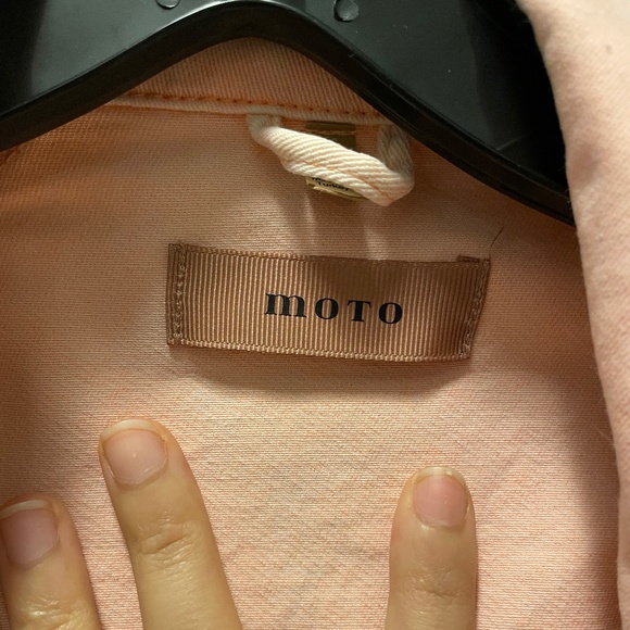 Topshop Pink Denim Jacket - Picture 3 of 4